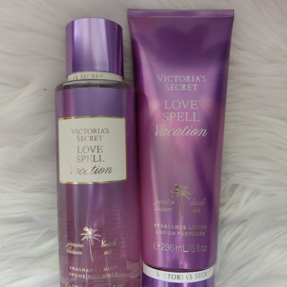 Victoria's Secret Love Spell Vacation Mist and Lotion Set